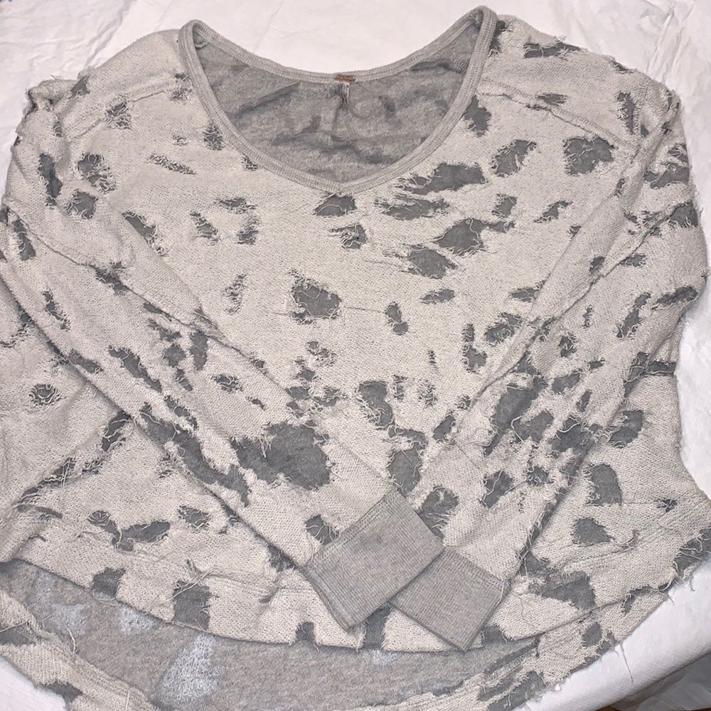 Free people cotton/net abstract print sweater. SIZE XS